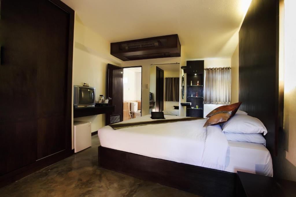 Tawan Court Hotel Chiang Mai Bilik gambar