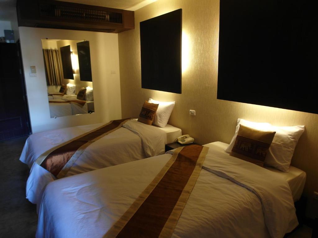 Tawan Court Hotel Chiang Mai Luaran gambar