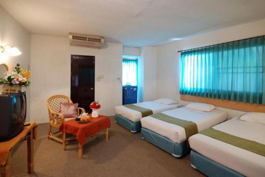 Tawan Court Hotel Chiang Mai Bilik gambar