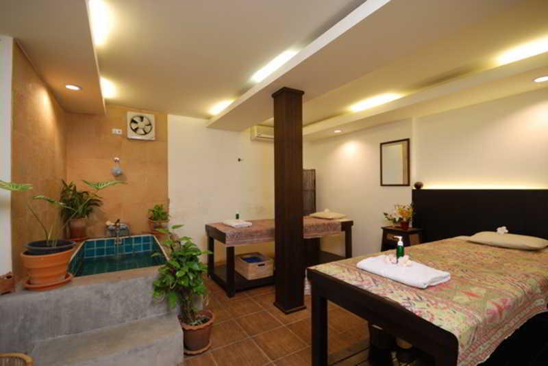 Tawan Court Hotel Chiang Mai Luaran gambar